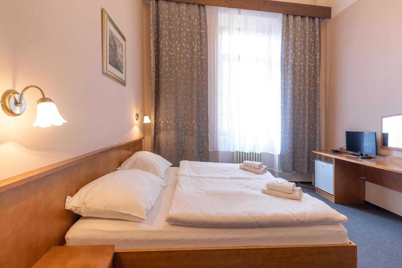 Hotel Slovan Plzeň Extérieur photo