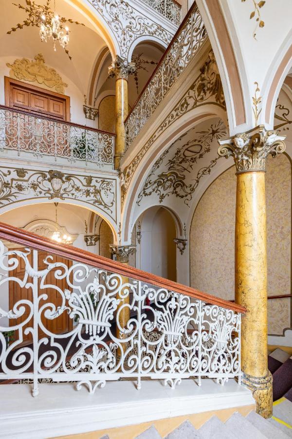 Hotel Slovan Plzeň Extérieur photo